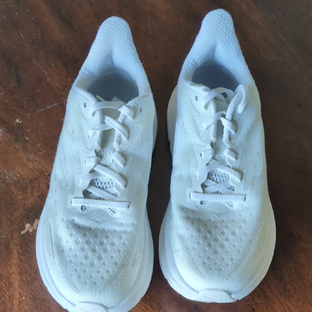 Hoka Clifton 9 White Running Shoes